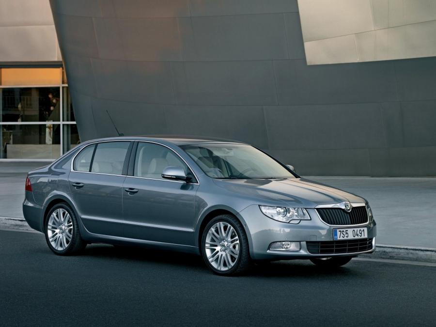  Skoda Superb 2008 года  (фото 47 из 131)